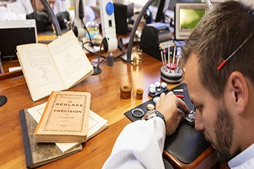 劳力士表换电池郑州